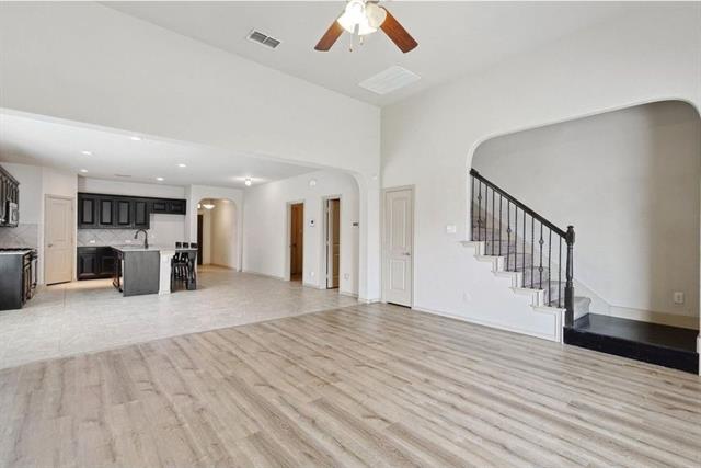 Building Photo - 15628 Carlton Oaks Dr