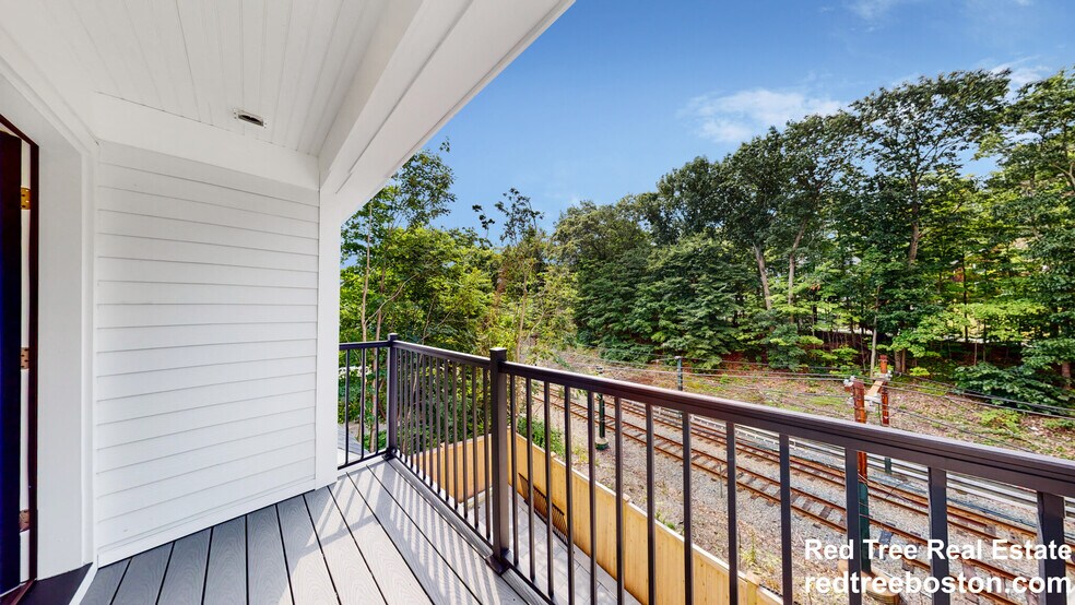 Building Photo - 101 Sumner Rd