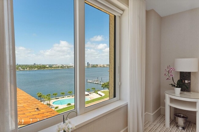 Building Photo - 150 Bradley Pl