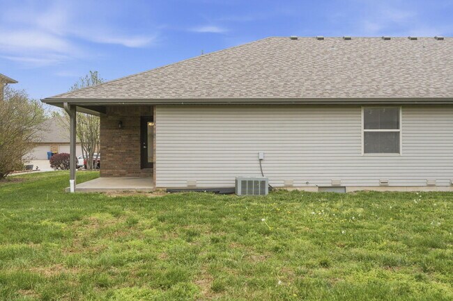 Building Photo - 3917 N 15th St