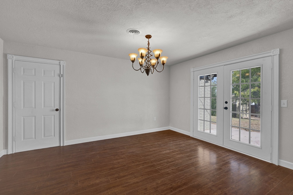 Building Photo - 403 Palo Duro Dr