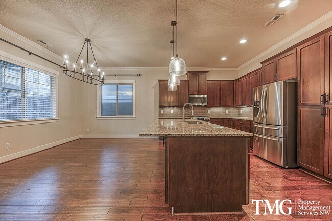 Building Photo - Spacious 4 BD Home with Private Backyard & Community Amenities!