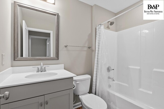 Building Photo - 525 Harbour Pointe Dr