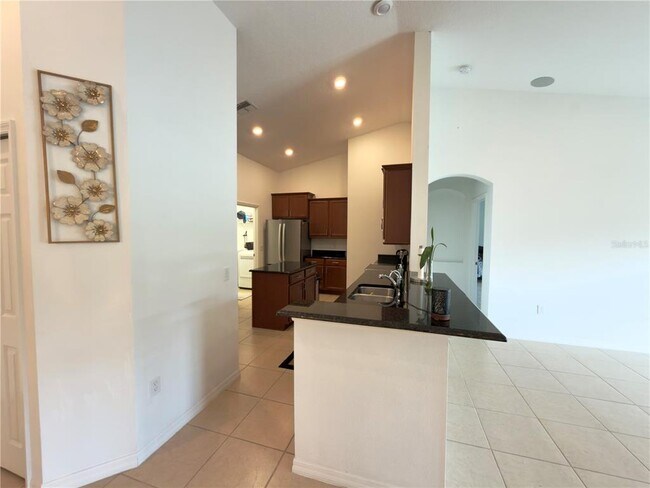 Building Photo - 3311 Bent Paddle Dr