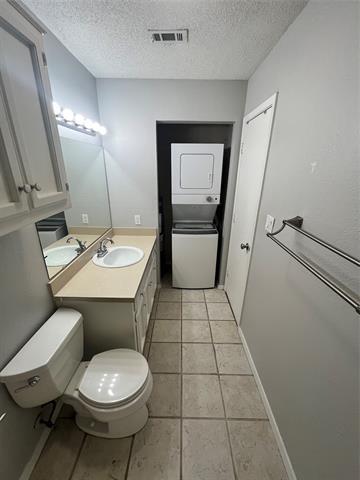 Building Photo - 906 N Austin St