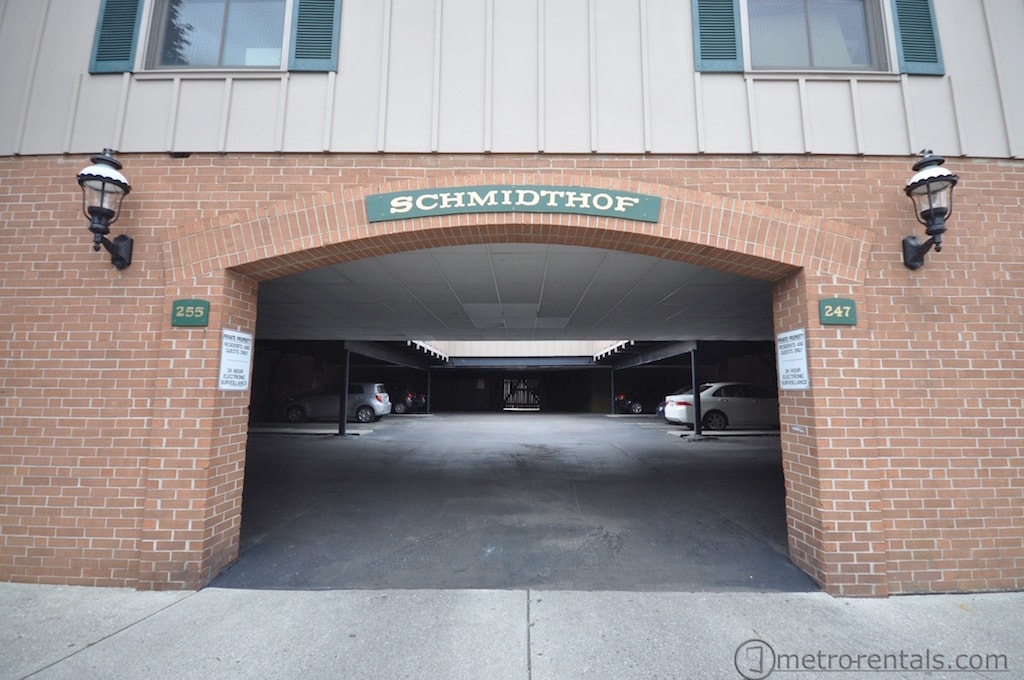 Building Photo - 249 Eastern St