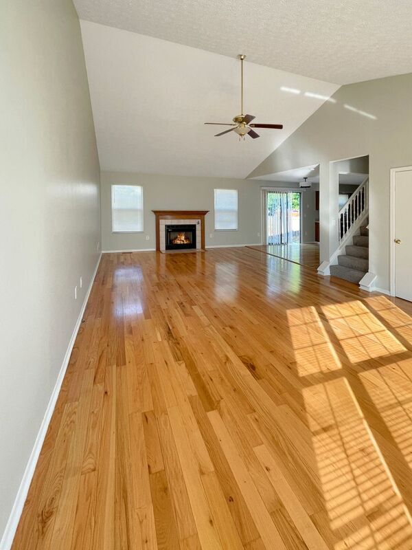 Building Photo - 2423 Rock Creek Ct