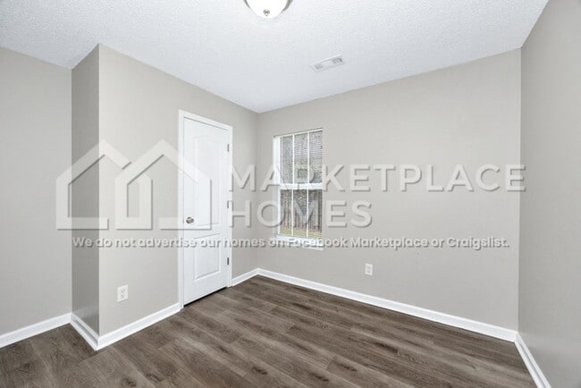 Building Photo - 111 Fox Chase Trail