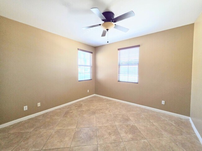 Building Photo - 30040 Cheveley Park St