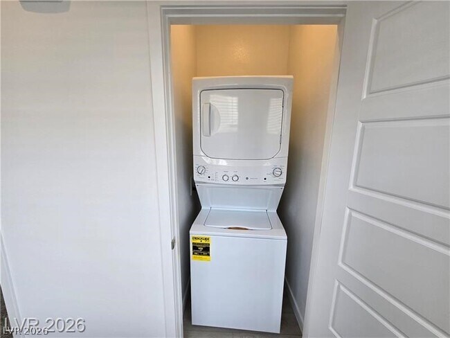 Building Photo - 530 Preston Crst St