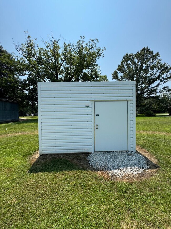 Building Photo - 503 Pecan Tree Ln