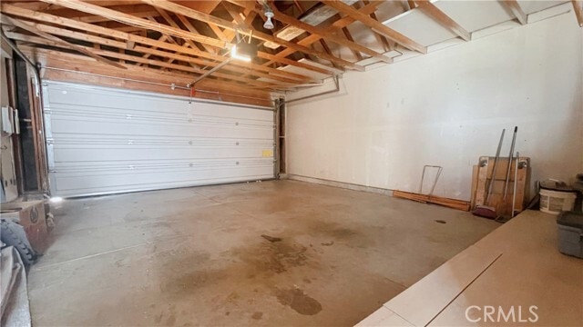 Building Photo - 2470 Saratoga Ln