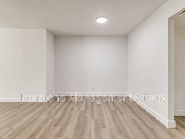 Building Photo - 4503 E 31st St