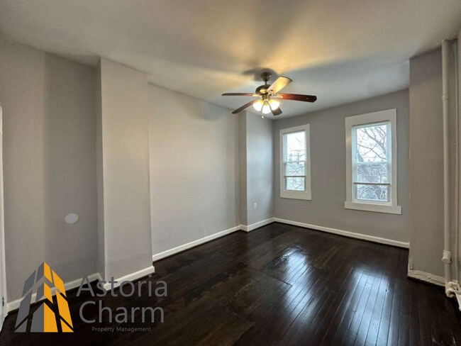 Building Photo - 3 Bedroom with Fenced Yard and Spacious Primary Bedroom near Coppin University