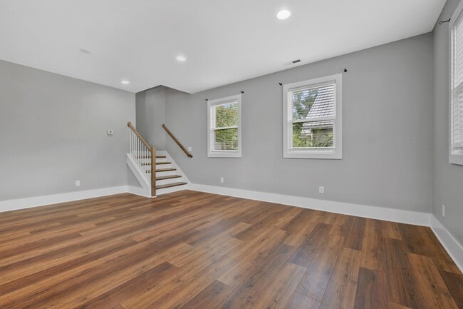 Building Photo - 203 Eastover St