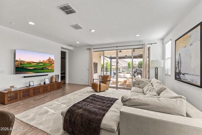 Building Photo - 9445 W Heatherbrae Dr