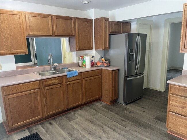 Building Photo - 7 Wells Ave