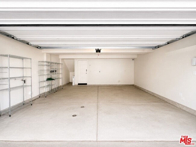 Building Photo - 751 Daniel Freeman Cir