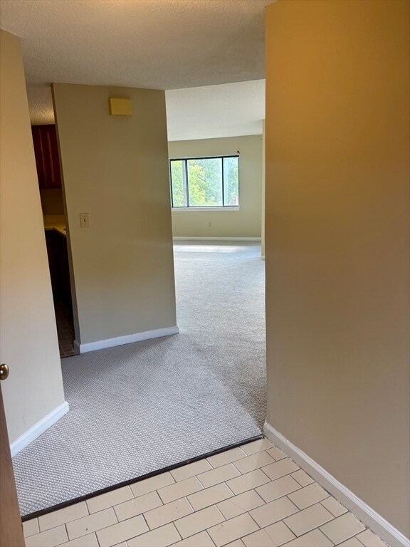 Building Photo - 305 Trailside Way