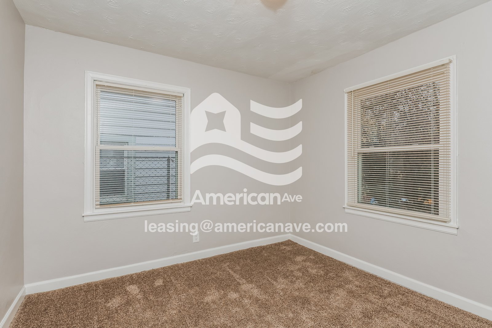 Building Photo - 1105 Blakley Dr