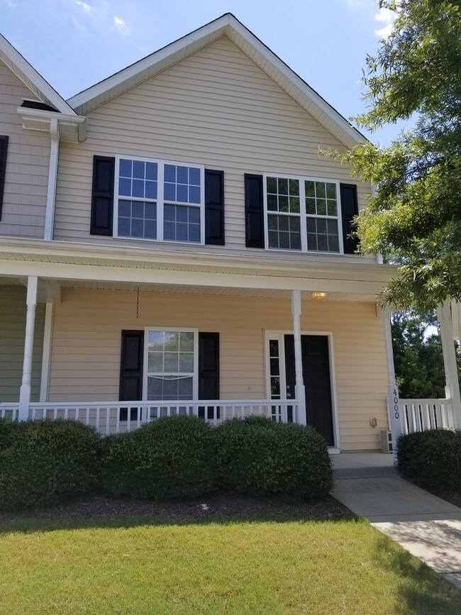 3 bedroom end unit Townhouse 3975 Volkswalk Pl Raleigh NC 27610