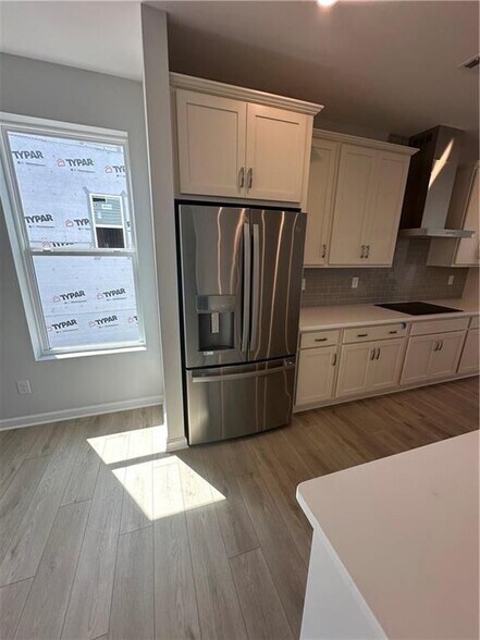 Building Photo - 352 Skylar Ct SE