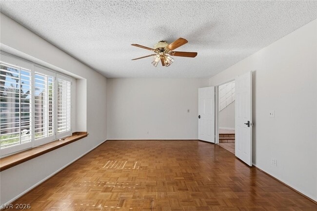 Building Photo - 3321 Basque St