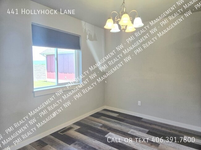 Building Photo - 441 Hollyhock Ln