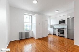 Building Photo - 193A 29th St