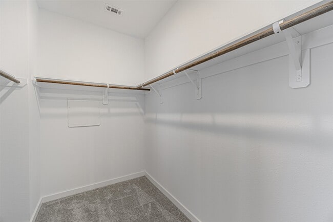 Building Photo - 8475 Berry Brush Ln