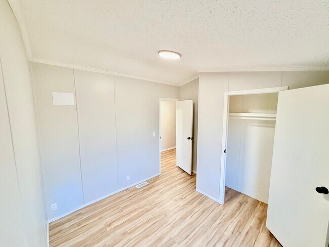 Building Photo - 1133 Rd 5823