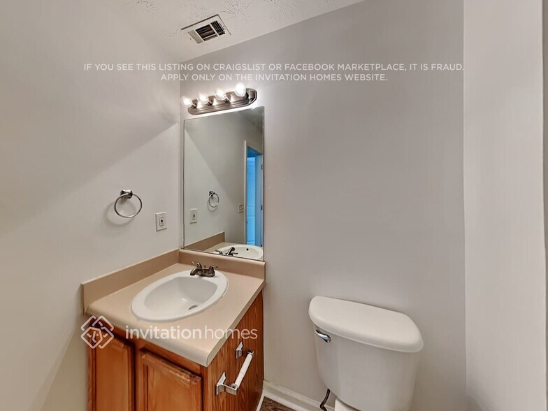Building Photo - 385 Crestfield Cir