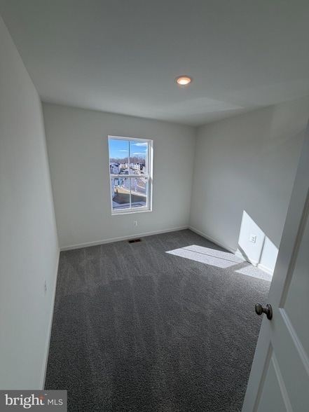 Building Photo - 2609 Grey Wolf Ln