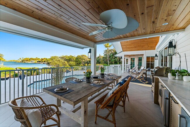 Building Photo - 116 S Sewalls Point Rd