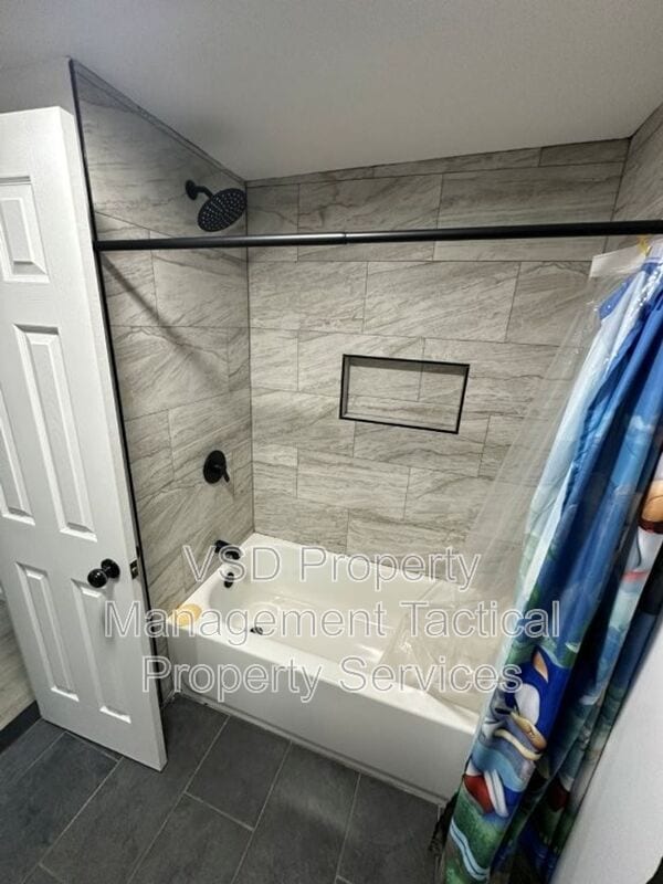 Building Photo - 130 Traymore Blvd