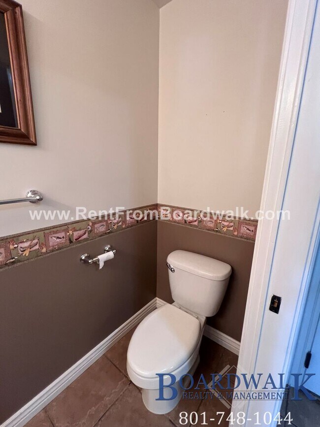 Building Photo - SPECTACULAR 5 Bed home in South Jordan!