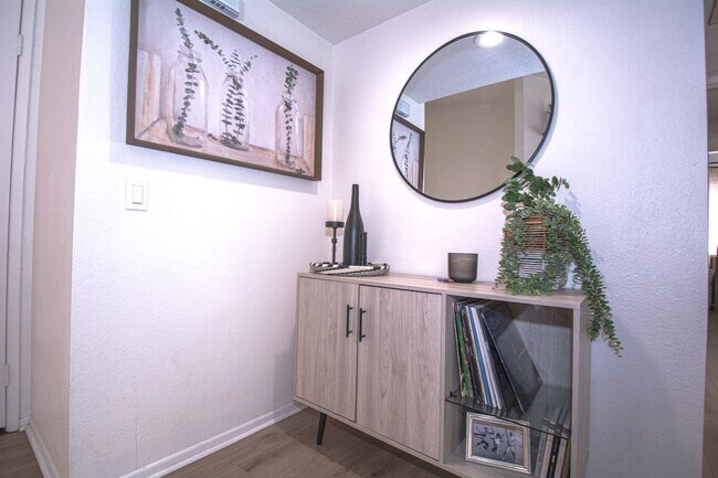 Building Photo - 8408 Spring Desert Pl