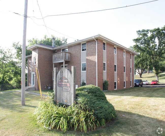 Building Photo - Eastbrook Terrace