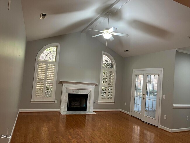 Building Photo - 1021 Thistle Briar Pl