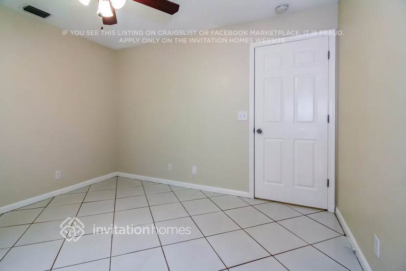 Building Photo - 120 Miramar Ave