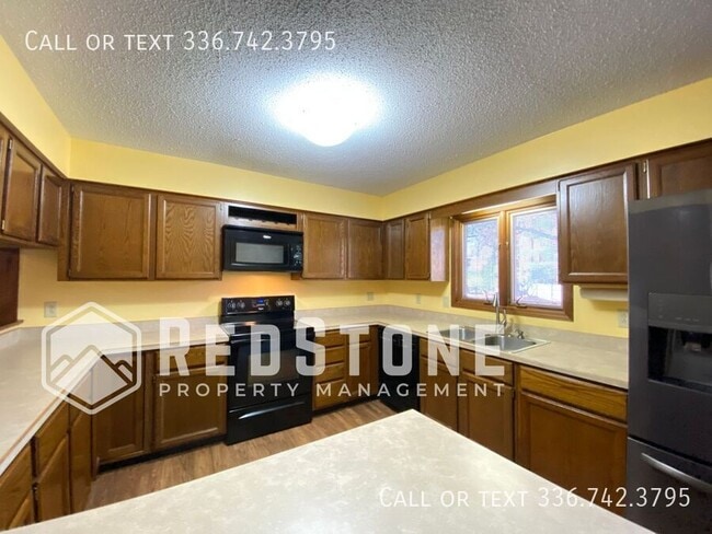 Building Photo - 510 S. Williamson-