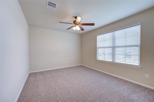 Building Photo - 2915 Iron Range Ct