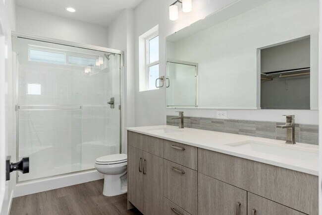 Building Photo - Brand New Home In Boise!