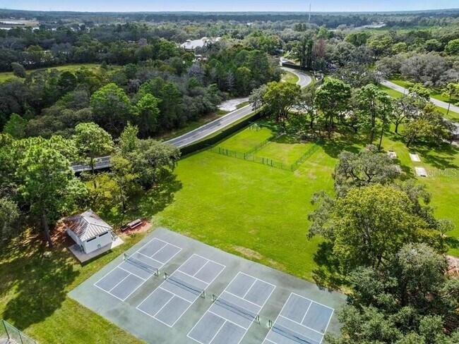 Building Photo - 9104 Wade St