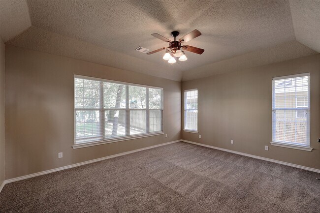 Building Photo - 14918 Pollux Dr