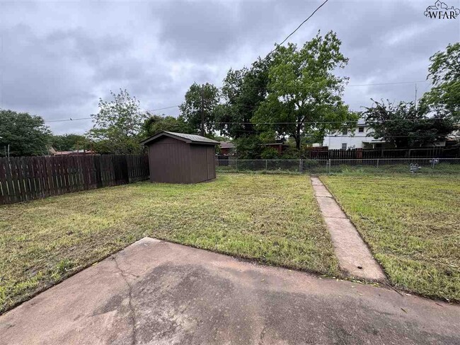 Building Photo - 5220 St Helena Dr
