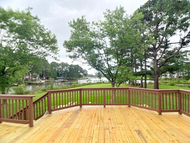 Building Photo - 172B Hunts Neck Road, Poquoson, VA 23662