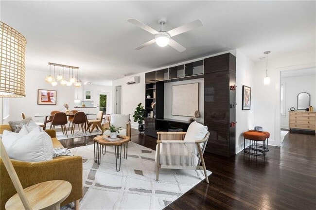 Building Photo - 830 Belgrade Ave NE