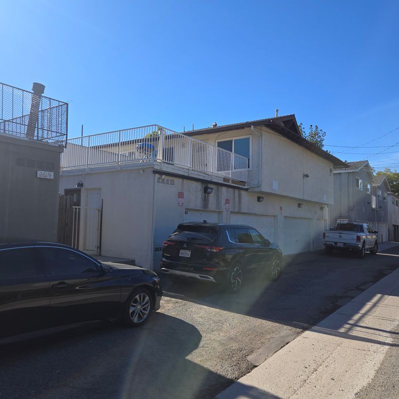 Building Photo - 2613 Andover Ave