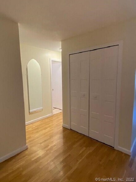 Building Photo - 34A E Pembroke Rd